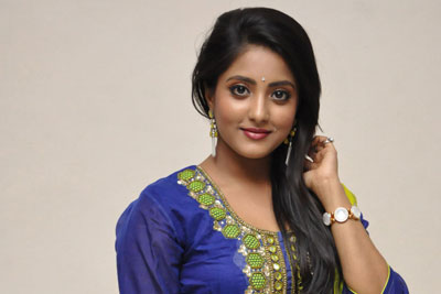ulka-guptha-shoot-stills